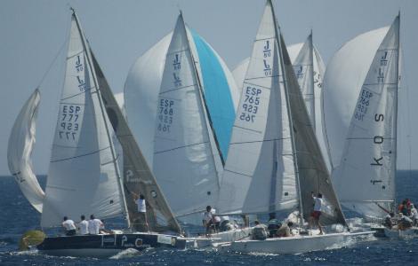 Gonzalo Morales con Puerto Calero Hesperia conquistó con autoridad el Trofeo Asociación de Propietarios