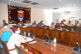 Déniz ha  aprobado  el Plan General del Puerto en la sesión plenaria celebrada este viernes