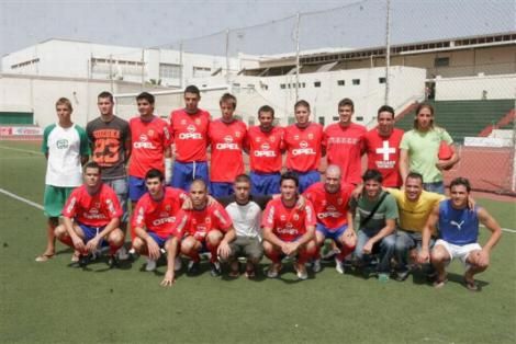 Comenzó el trabajo para la UD Lanzarote con 10 caras nuevas en la plantilla