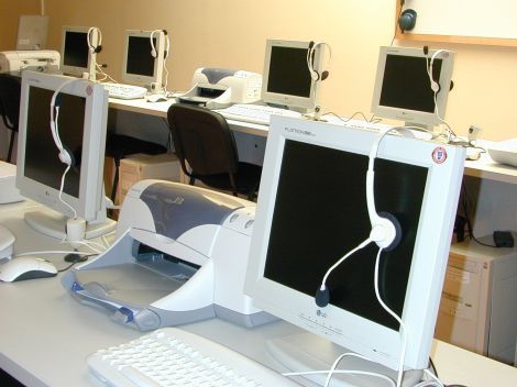 Los telecentros han permitido que miles de vecinos de Teguise puedan acceder a Internet