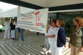 Los trabajadores sanitarios se concentran frente al Hospital para exigir un cambio en su clasificación profesional