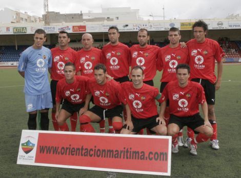 El Marítima quiere continuar su buena racha frente al Racing de Ferrol ganando en casa