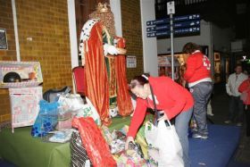 Reyes Magos con una Cruz Roja en el pecho