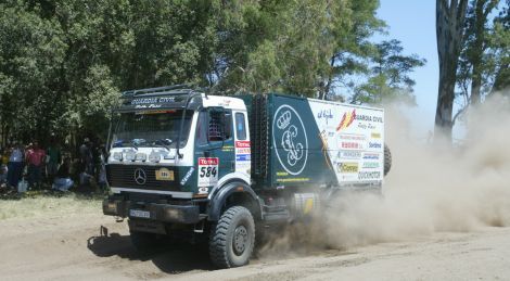 Isidro Viñoly salvó las dificultades de la quinta etapa del Dakar