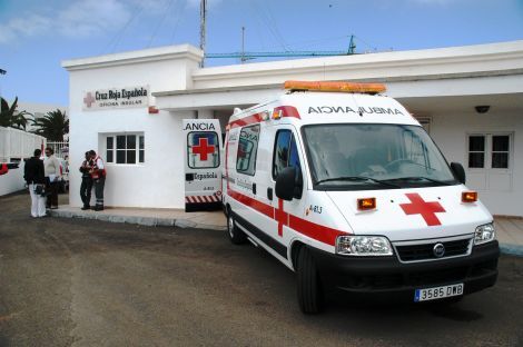 Choque entre dos coches en la carretera que une Arrecife y Tinajo