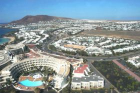 El TSJC anula la licencia del hotel Natura Palace en Playa Blanca