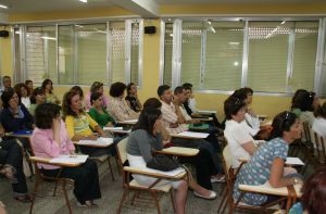 Los maestros de Educación Infantil aún no saben si se quedarán sin la plaza obtenida en las oposiciones