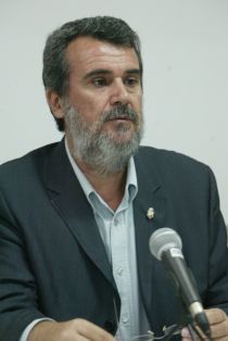 Los populares critican que el alcalde de Arrecife no aceptara debatir en Pleno las carencias de servicios básicos en Casa de Lloret