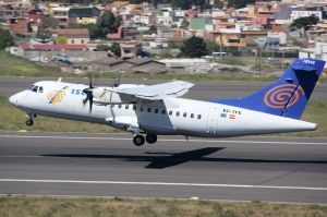 Islas Airways contraataca y ofrece una tarifa permanente de 16,56 euros para vuelos entre islas