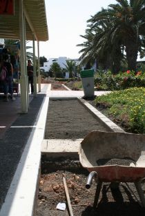 Continúan las obras para la remodelación y mejora del Pueblo Marinero de Costa Teguise