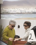 Almodóvar and Penélope in Lanzarote