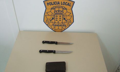 La Policía Local de Tías detiene a un ciudadano por un presunto delito de lesiones con arma blanca
