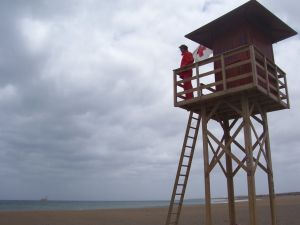 Cruz Roja imparte un curso de Socorrismo Acuático de piscina y de Primeros Auxilios en Arrecife