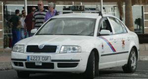 Los taxistas de Arrecife conectan de nuevo la emisora ante la promesa del Ayuntamiento de paralizar la concesión de las nuevas licencias