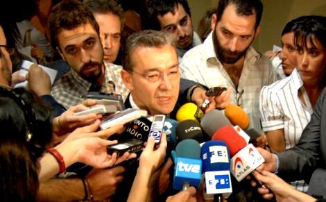 Rivero pide a Salgado impulsar la definición de la mediana hispano-marroquí para evitar prospecciones cerca de Canarias