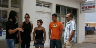 Los aspirantes a profesores de autoescuela suspenden la protesta en Lanzarote ante la promesa de la DGT de repetir el examen