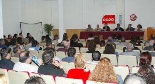 CC.OO calls for consensus to resolve the public school conflict