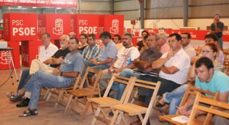 La lista oficial del PSOE se hace con 13 de los 21 delegados que representarán a Lanzarote en el Congreso regional del partido