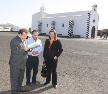 La Consejería de Turismo del Gobierno de Canarias inicia las obras de acceso a la Ermita de Los Dolores, en Tinajo