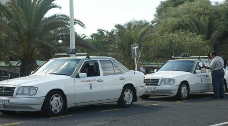 CC denuncia que en Arrecife hay dos taxis funcionando con la misma licencia