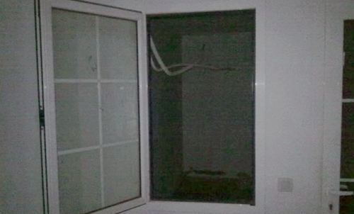 Precipitado al intentar entrar en una vivienda deshabitada en Playa Blanca