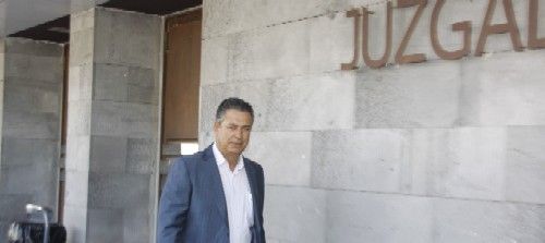 Detenido el concejal de Yaiza y ex alcalde, José Francisco Reyes (PNL)