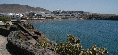 La Justicia anula la licencia de otro complejo turístico de Playa Blanca