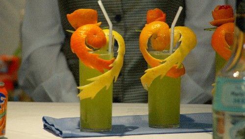 Malabarismos y sabor en el XXVII Concurso Insular de Coctelería