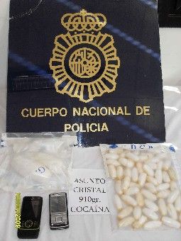 Detenida una mujer en Guacimeta con casi un kilo de cocaína en su cuerpo