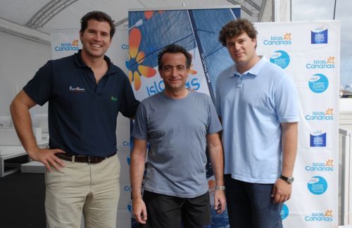 JJ Santos visita Puerto Calero para conocer los preparativos de la Semana de la Vela