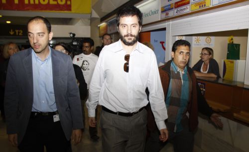 Haidar dice al juez que seguirá la huelga de hambre y éste le traslada verbalmente que se respetará su voluntad