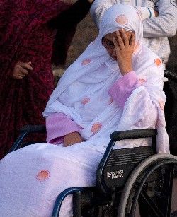 Aminatou Haidar reconoce su extrema debilidad tras 30 días en huelga de hambre