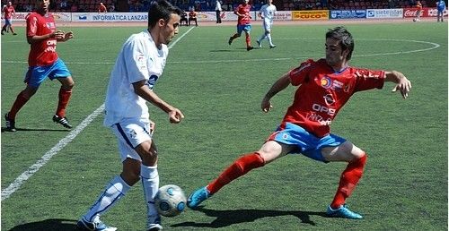 La UD Lanzarote rescata un punto ante el CD Tenerife B