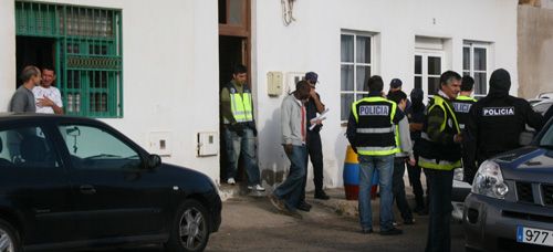 Una intervención policial en Argana se salda con cuatro detenidos