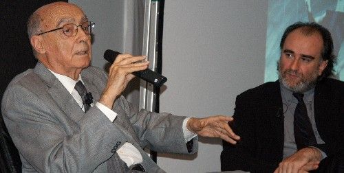 Baltasar Garzón presentará en Lanzarote la biografía de Saramago, escrita por Fernando Gómez Aguilera