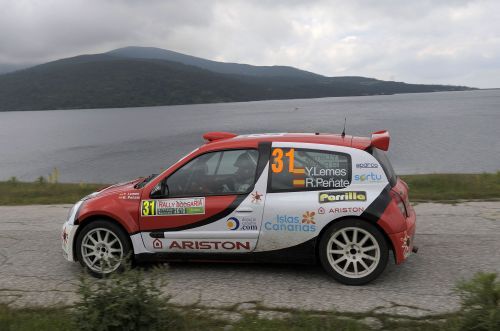 Yeray Lemes cuarto clasificado tras la primera etapa del Rallye de Bulgaria