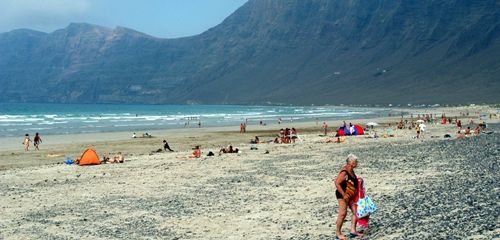 Los viajeros de TripAdvisor eligen Famara como una de las mejores playas de España
