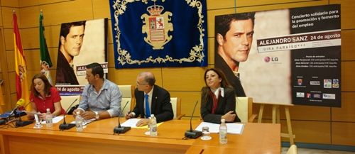 Cándido Reguera viaja a Fuerteventura para presentar el concierto que Alejandro Sanz dará en Arrecife