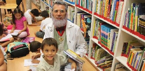 Los niños de Arrecife "llenaron los libros de letras" en el Día Internacional de la Biblioteca
