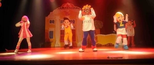 El espectáculo de Lazy Town colgó el cartel de lleno en el Teatro de San Bartolomé