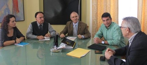 Arrecife presenta a los parlamentarios lanzaroteños las enmiendas al presupuesto canario
