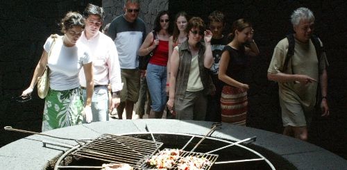 El País resalta al restaurante de Timanfaya entre las diez propuestas más originales a nivel mundial