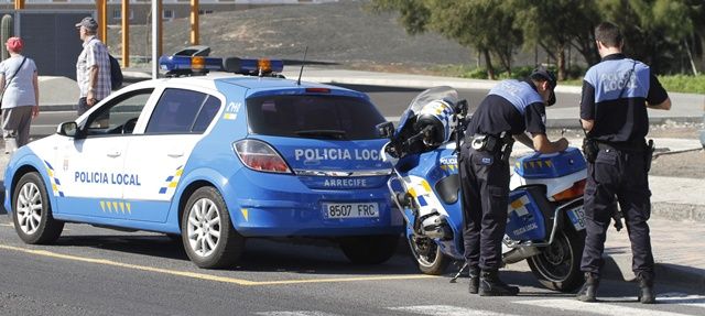 La Policía de Arrecife detiene a un joven de 22 años como presunto autor de un robo con fuerza en grado de tentativa