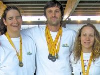 Los nadadores conejeros se traen cinco medallas de Pontevedra
