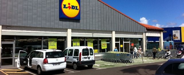 La Inspección de Trabajo sanciona a Lidl por varias irregularidades en la contratación de sus trabajadores en Arrecife