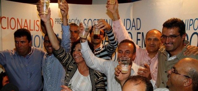 CC arrasa en Lanzarote, con victorias en el Parlamento, el Cabildo y tres ayuntamientos