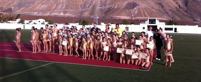 La Escuela de Gimnasia de Yaiza clausura el curso con una exhibición de cerca de 70 deportistas
