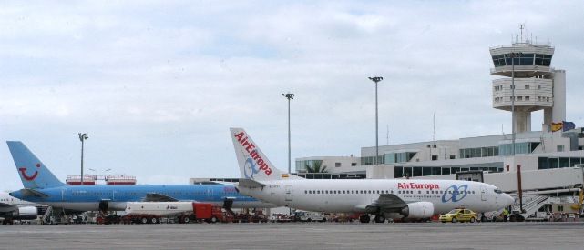 La huelga de controladores en Alemania puede afectar a 70 vuelos previstos con Canarias y se sufrirá especialmente en Lanzarote