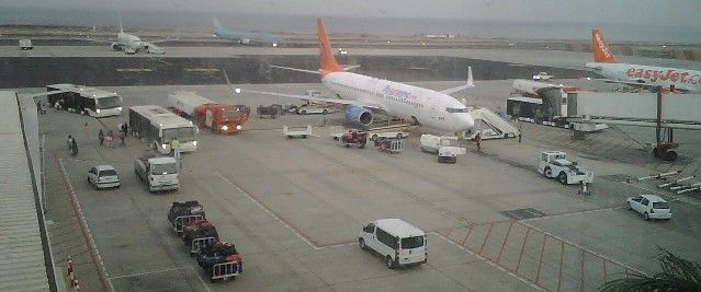 El aeropuerto de Lanzarote sufre un corte de luz de más de media hora