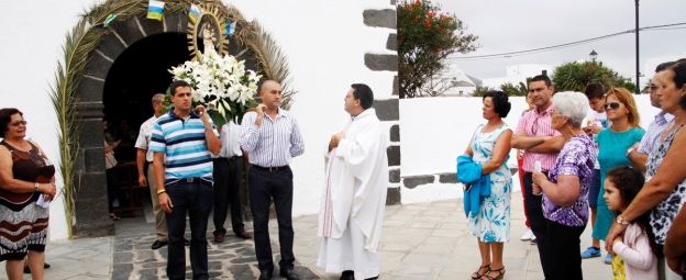 La Virgen de La Peña bendice Mozaga en el último día de las fiestas patronales